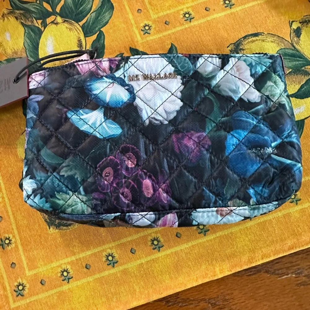 Gorgeous HTF MZ Wallace Floral Bouquet Metro Cosmetic Pouch NWT